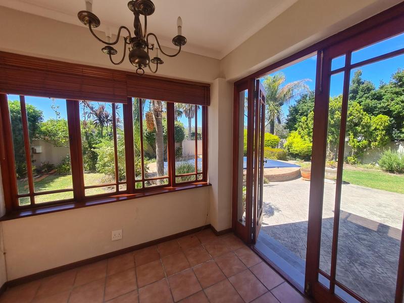 3 Bedroom Property for Sale in Roundhay Western Cape